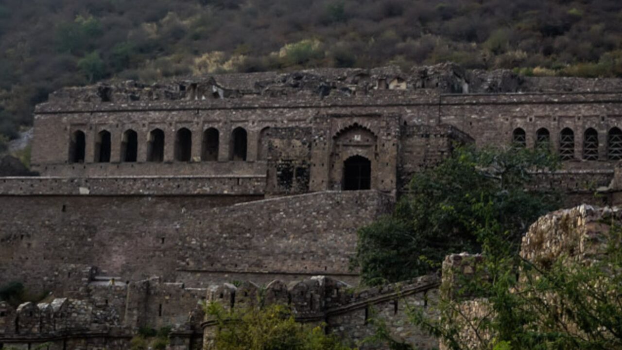 The Ghastly aspect of Bhangarh Fort